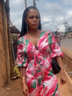 Profil de Carole, une femme célibataire de 31 ans à Yaoundé