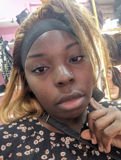 Profil de Stacy, une femme célibataire de 29 ans à Yaoundé