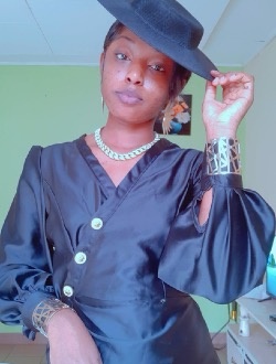 Profil de Alice, une femme célibataire de 23 ans à Yaoundé