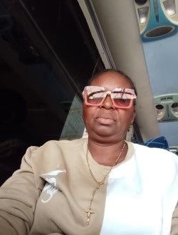 Profil de Sidony, une femme célibataire de 45 ans à Aba