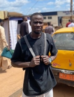 Profil de Abdel, un homme célibataire de 26 ans à Biyem