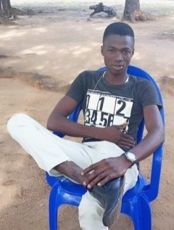 Profil de Constantin, un homme célibataire de 29 ans à Aalé