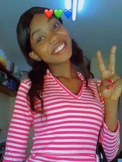 Profil de Michelle, une femme célibataire de 30 ans à Abadjin-Doumé