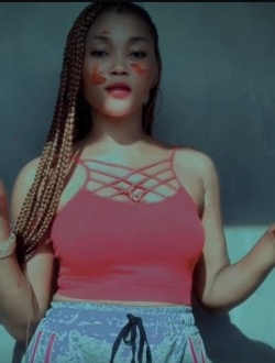 Profil de Mardiya, une femme célibataire de 27 ans à Lomé