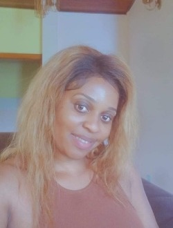 Profil de Flore, une femme célibataire de 33 ans à Douala