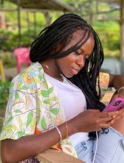 Profil de Jemima, une femme célibataire de 22 ans à Kinsa