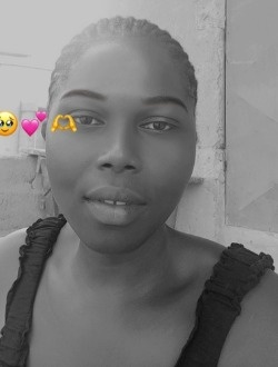 Profil de Jeanne, une femme célibataire de 26 ans à Daloa