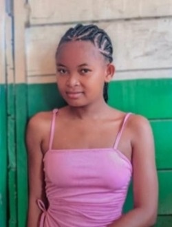 Profil de Valérie, une femme célibataire de 27 ans à 1ER Arrondissement