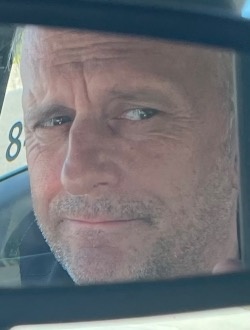 Profil de Val, un homme célibataire de 58 ans à Québec