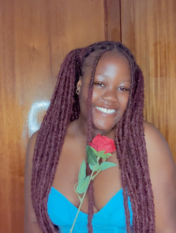 Profil de Jovina, une femme célibataire de 19 ans à Brazzaville