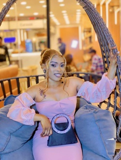 Profil de Rachelle Kamano, une femme célibataire de 30 ans à Nongo