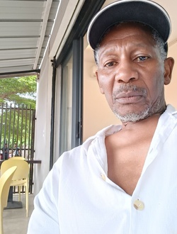 Profil de Tiro, un homme célibataire de 70 ans à Varzy