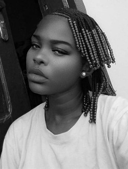 Profil de Edwige Reine, une femme célibataire de 34 ans à Brazzaville