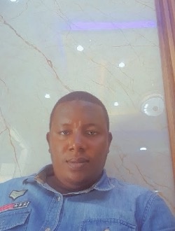 Profil de Nene, un homme célibataire de 38 ans à Dakar