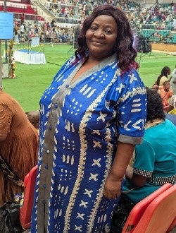 Profil de Noella, une femme célibataire de 59 ans à Yaoundé