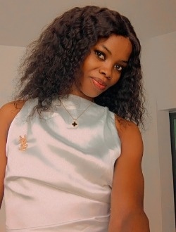 Profil de Rima, une femme célibataire de 37 ans à Thiès