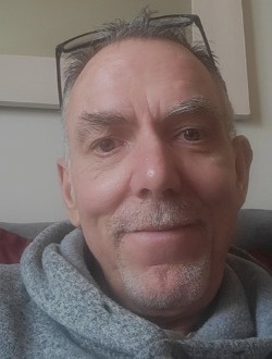Profil de Pierre Cyr, un homme célibataire de 58 ans à Québec