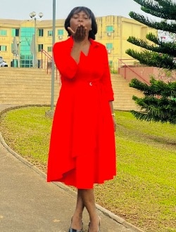 Profil de Nathalie, une femme célibataire de 41 ans à Yaoundé