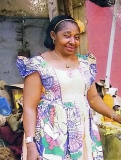 Profil de Laurentine, une femme célibataire de 63 ans à Yaoundé