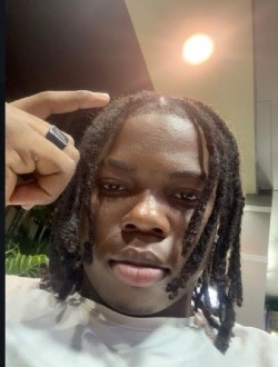 Profil de Kenzy, un homme célibataire de 18 ans à Douala