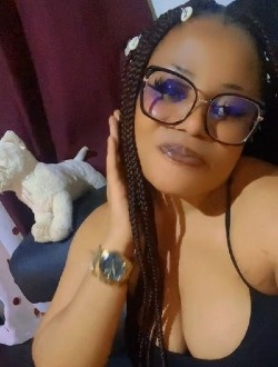 Profil de Danielle, une femme célibataire de 48 ans à Biyem