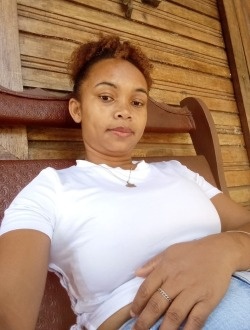 Profil de Luciennie Urssie, une femme célibataire de 30 ans à Maroantsetra