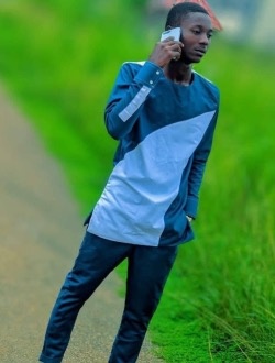 Profil de Rahys, un homme célibataire de 22 ans à Douala