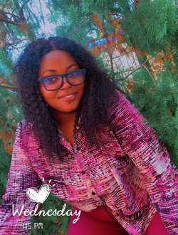 Profil de Julia, une femme célibataire de 26 ans à Libreville