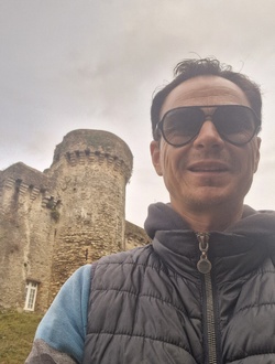 Profil de Sam, un homme célibataire de 35 ans à Fougères-sur-Bièvre