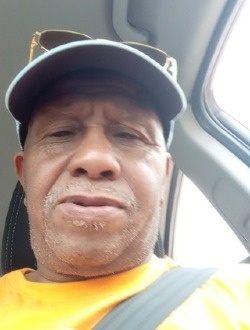 Profil de Joie, un homme célibataire de 60 ans à 'Açaçda