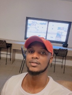 Profil de Philip, un homme célibataire de 32 ans à Abidjan