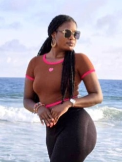 Profil de Mondesir, une femme célibataire de 26 ans à Abi