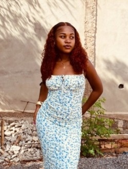 Profil de Sira, une femme célibataire de 24 ans à Abatoafo