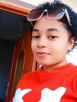 Profil de Laynah, une femme célibataire de 27 ans à Grand Baie