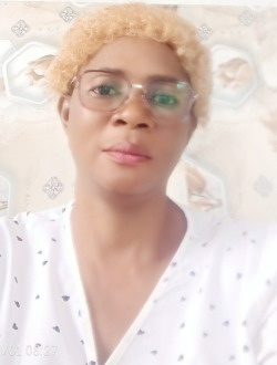 Profil de Gaby, une femme célibataire de 45 ans à Yaoundé