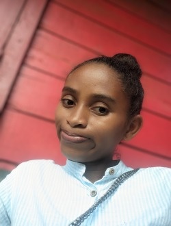 Profil de Christine Felixia, une femme célibataire de 24 ans à Toamasina