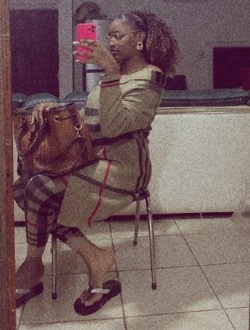 Profil de Diana, une femme célibataire de 24 ans à Yaoundé