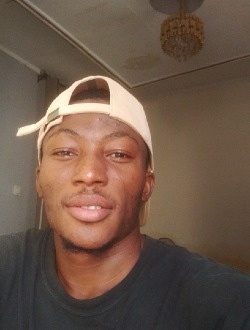 Profil de Kilian, un homme célibataire de 24 ans à Douala