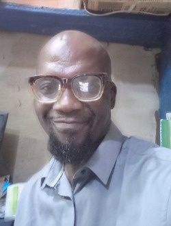 Profil de Godwin, un homme célibataire de 50 ans à Kpota