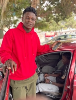 Profil de Cheikh, un homme célibataire de 24 ans à Dakar