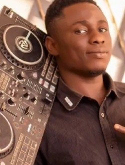 Profil de Gildas, un homme célibataire de 31 ans à Parakou