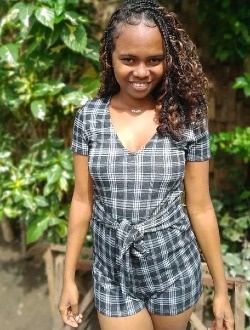 Profil de Christina, une femme célibataire de 22 ans à Antalaha