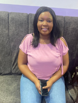 Profil de Leïla Dulcinée, une femme célibataire de 25 ans à Brazzaville