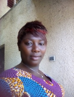 Profil de Grace, une femme célibataire de 44 ans à Oumé