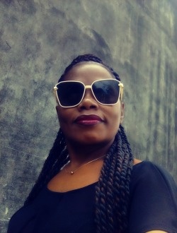 Profil de Justine, une femme célibataire de 41 ans à Abatoafo