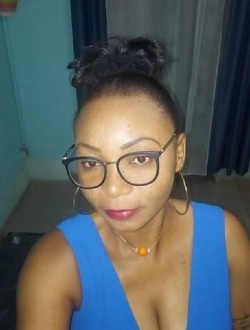 Profil de Myrlange, une femme célibataire de 40 ans à Bafoussam II