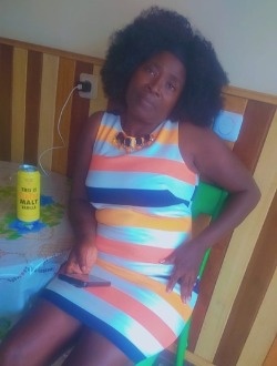 Profil de Sylvie, une femme célibataire de 51 ans à Ébolowa