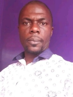 Profil de Jean, un homme célibataire de 39 ans à Abafum