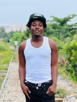 Profil de James, un homme célibataire de 40 ans à St. Cloud