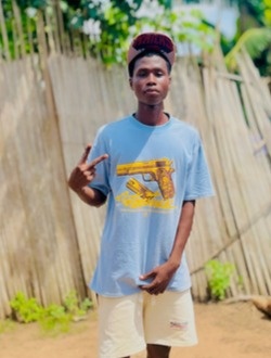 Profil de Rayane, un homme célibataire de 21 ans à Adidogomé